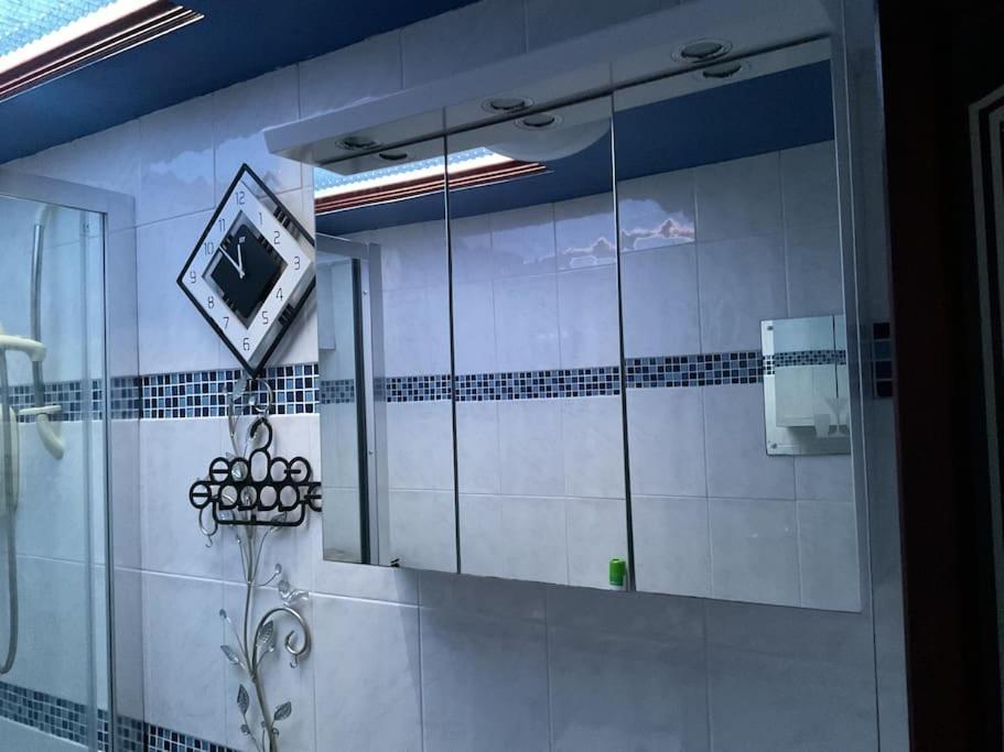 Apartment Away From Home, Gedling, Near Nottingham