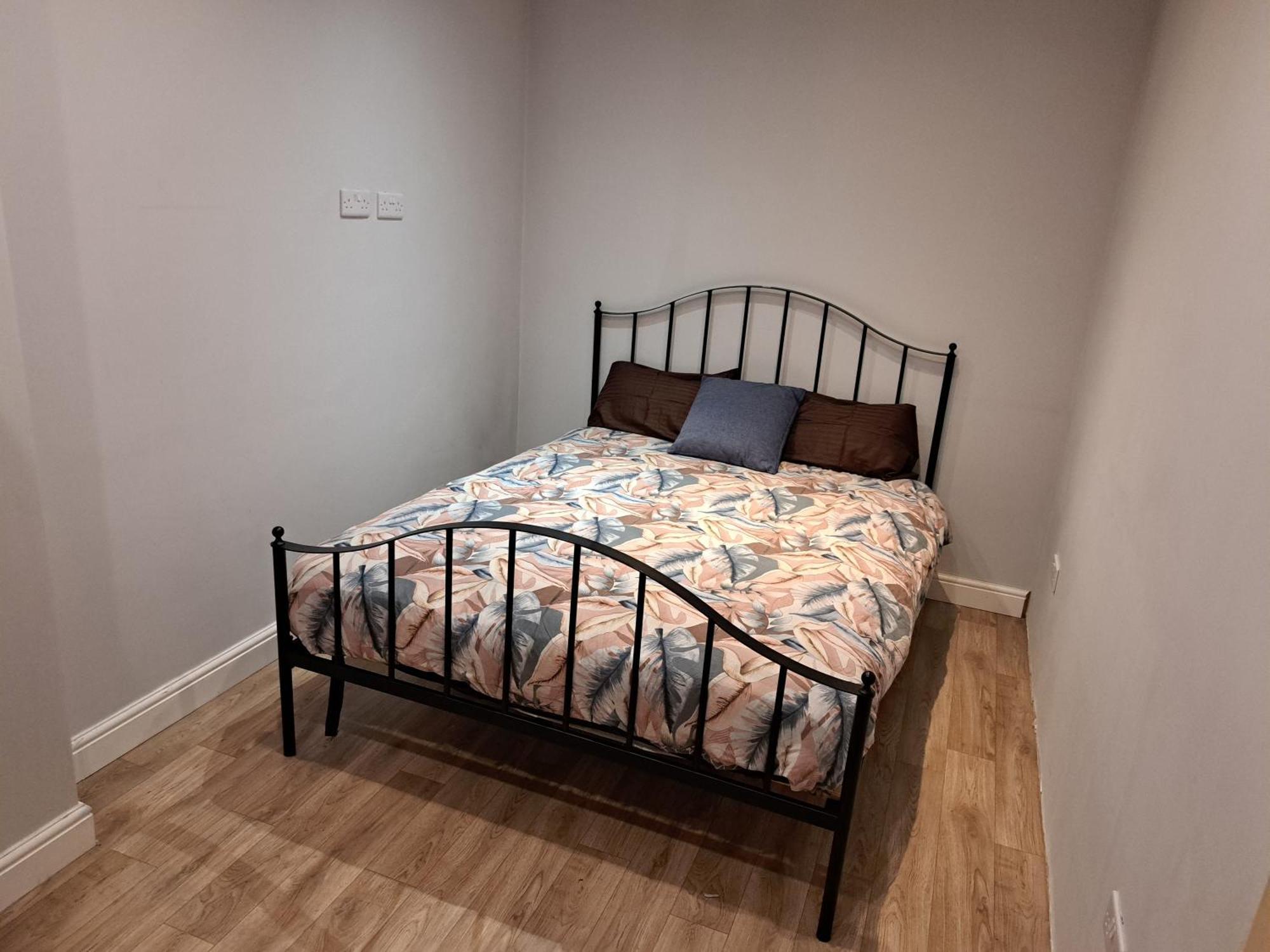 Cosy And Spacious Room In Home With King Size Bed * Nottingham