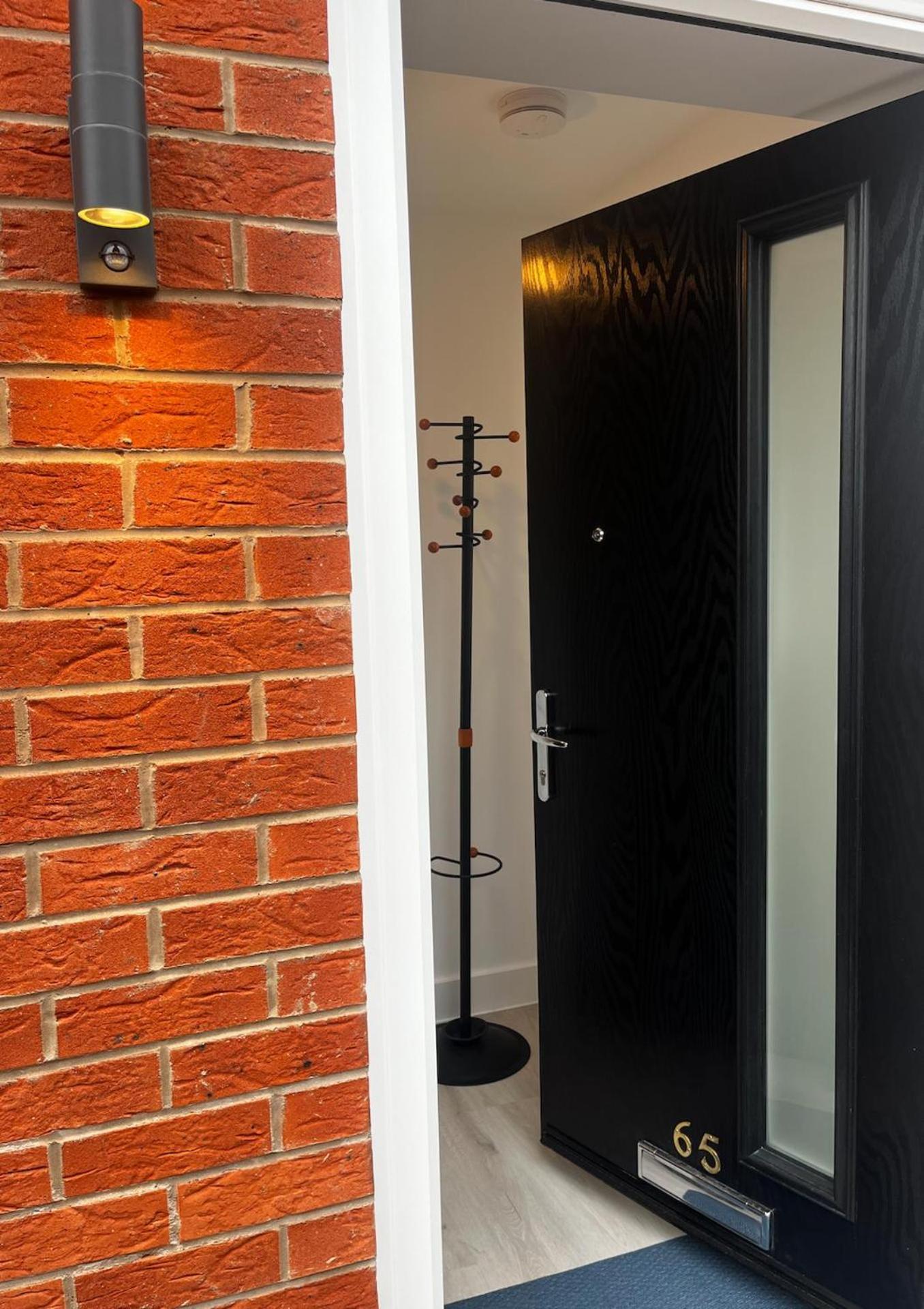 Chic Newly Built - * Nottingham