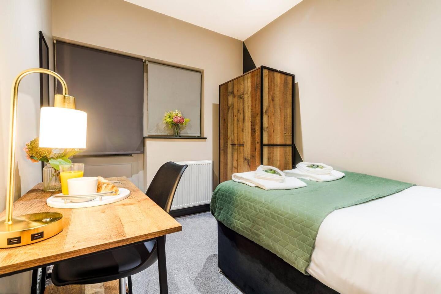 Apartment 2br Flat Wi-fi Parking Sleeps