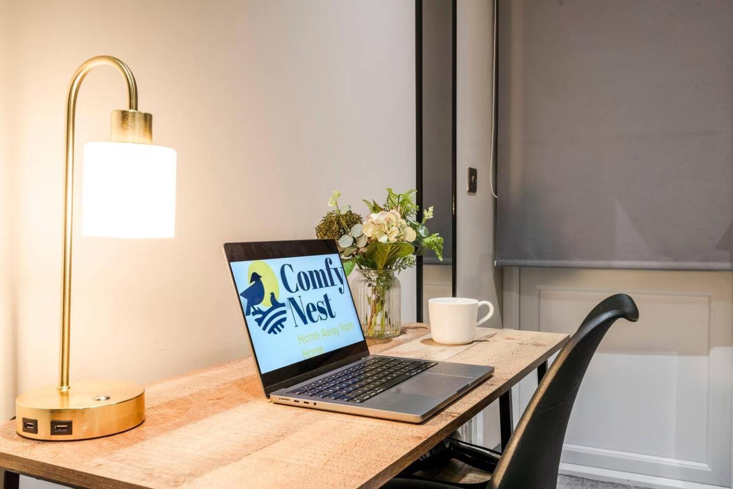 Apartment 2br Flat Wi-fi Parking Sleeps *