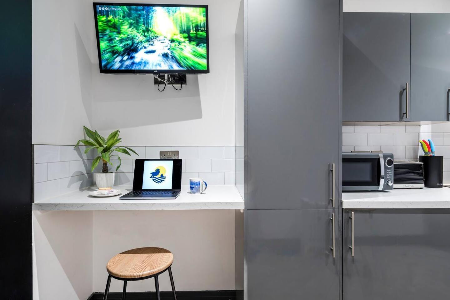 Apartment 2br Flat Wi-fi Parking Sleeps Nottingham