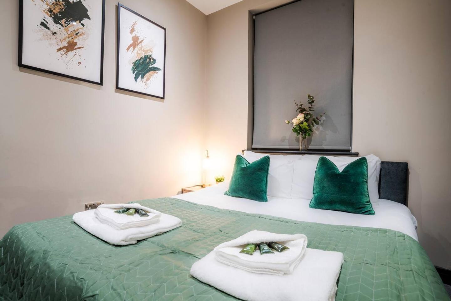 2br Flat Wi-fi Parking Sleeps Nottingham