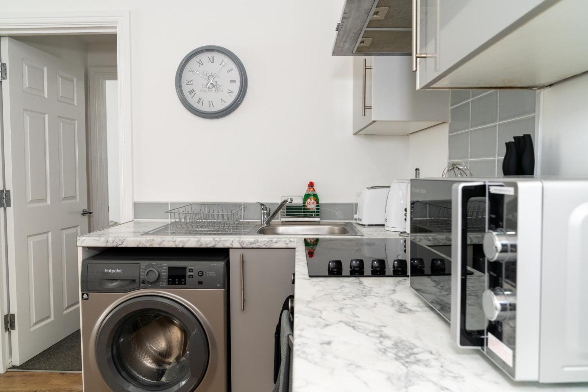 Apartment Charming In Location With Free Parking, Fast Wifi And Smarttv By Yoko *