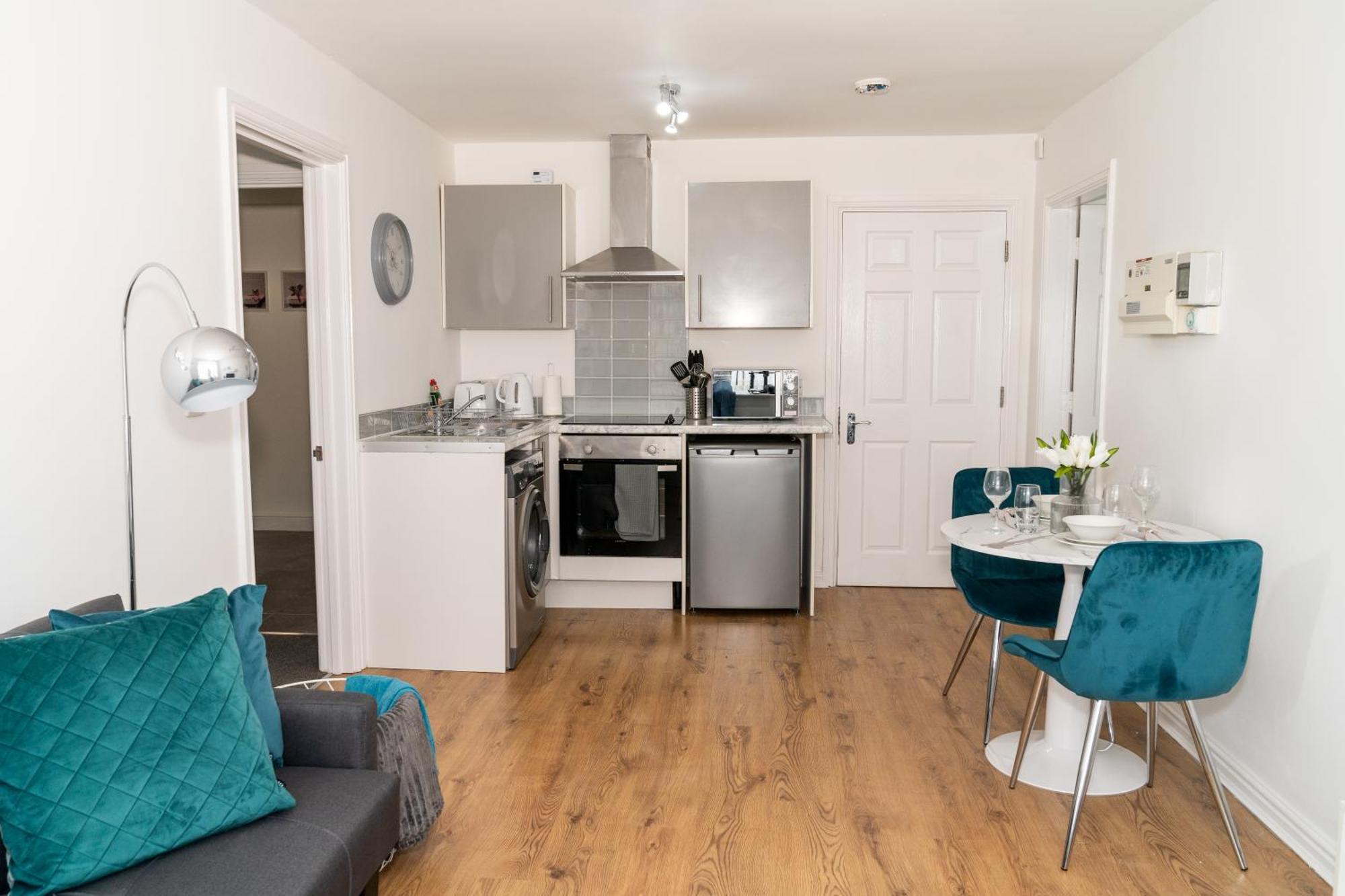 Apartment Charming In Location With Free Parking, Fast Wifi And Smarttv By Yoko Nottingham