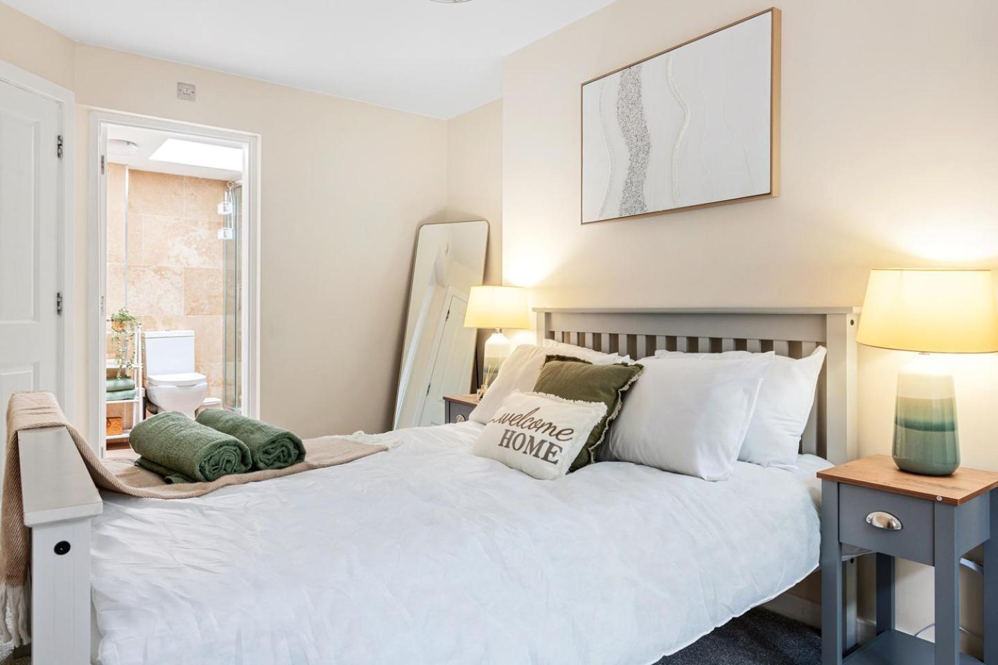 Stylish 3-bed In