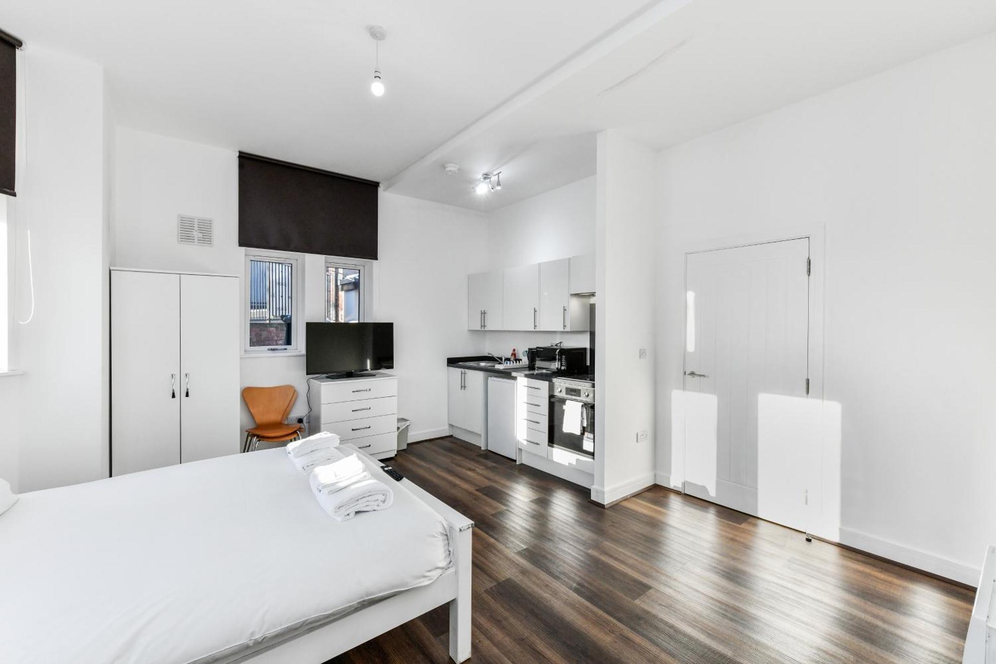 Church Street Flat 2 - Minimalist In New Basford * Nottingham