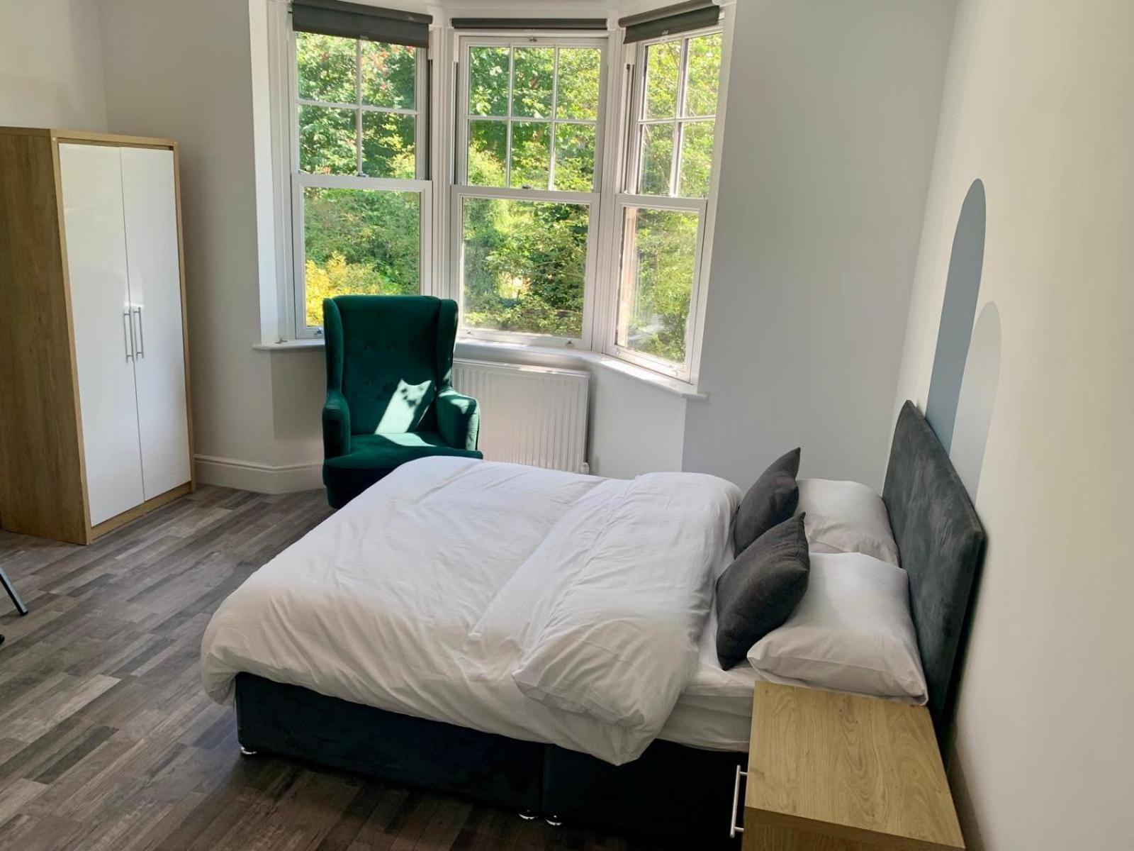 M4m Rooms- Ng7 6pd 1 Guest house *