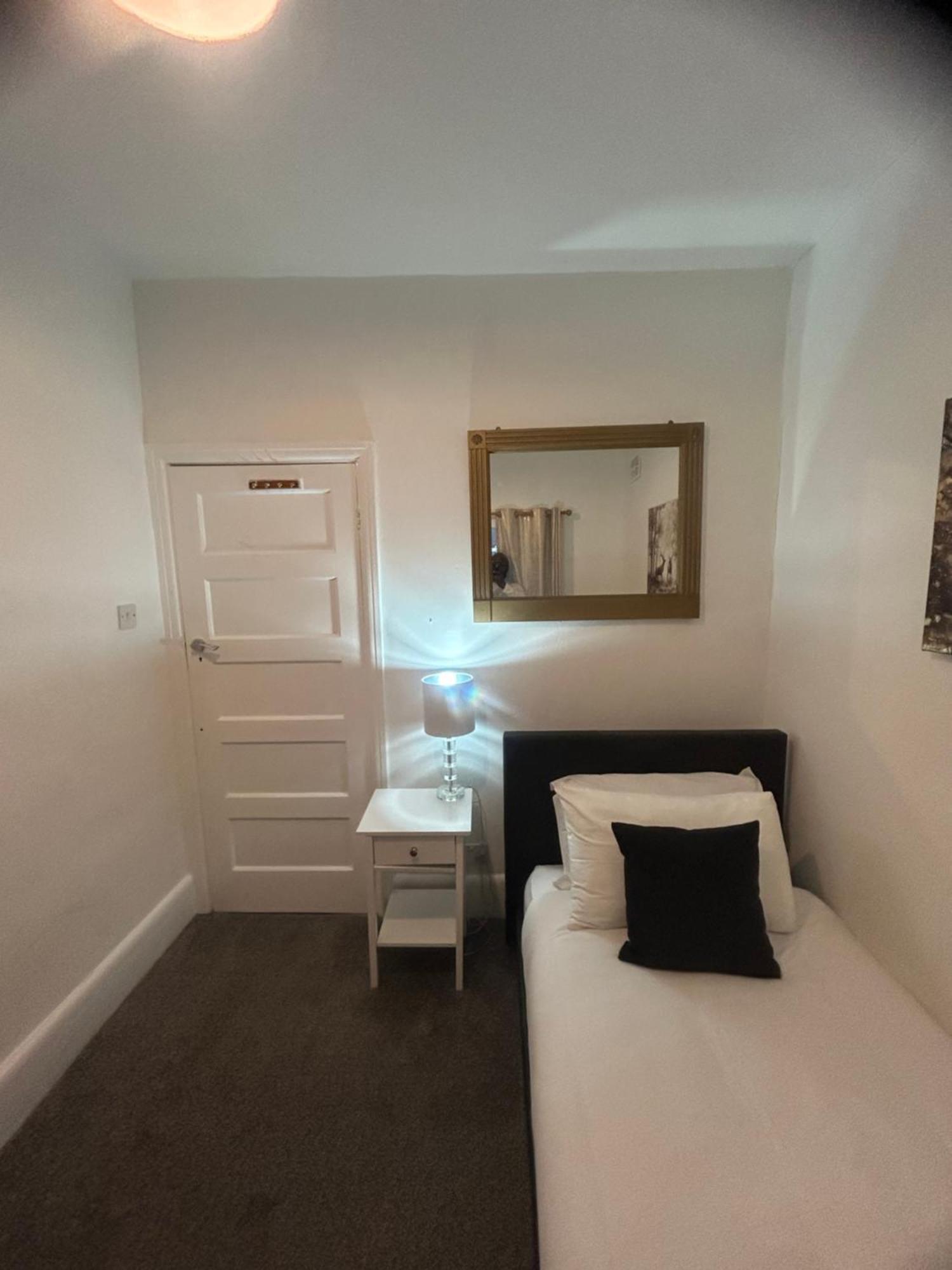 Tavistock Drive Homestay Nottingham