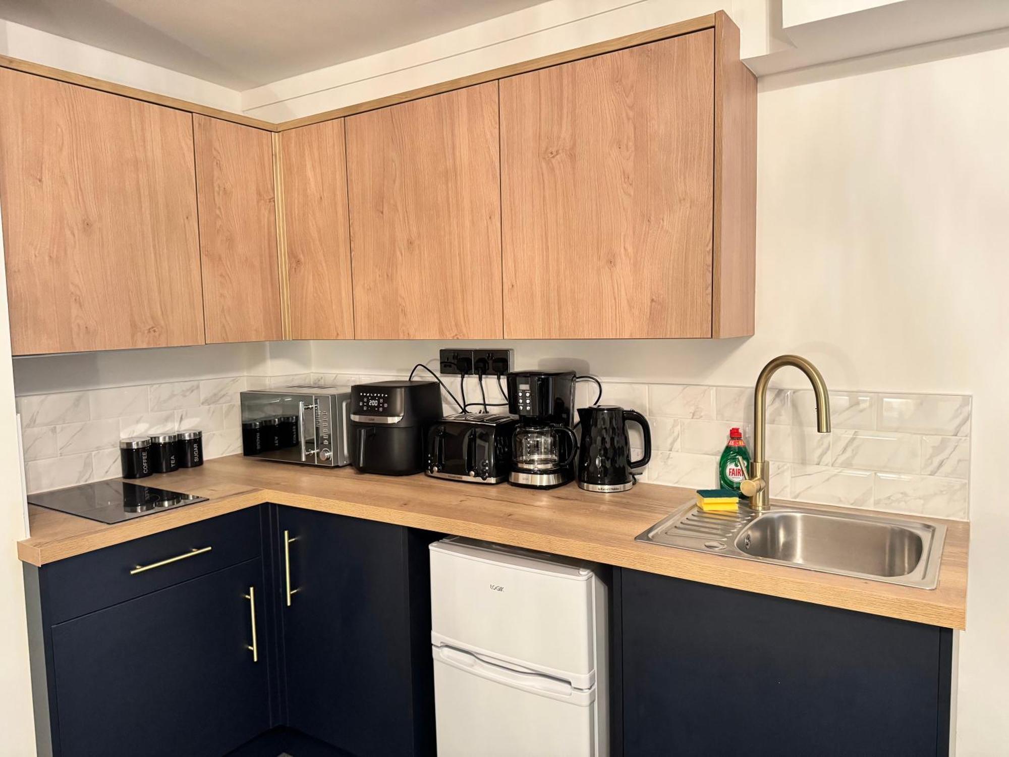 110 Fulforth Street Apartment