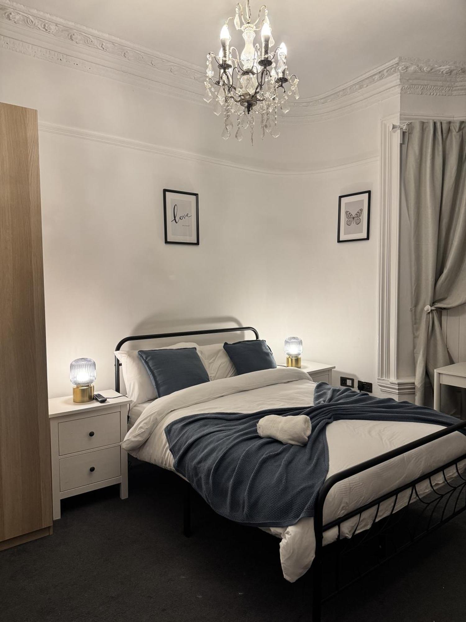 110 Fulforth Street Apartment *