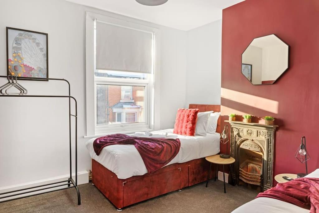 Work & Explore - 3br - Free Parking