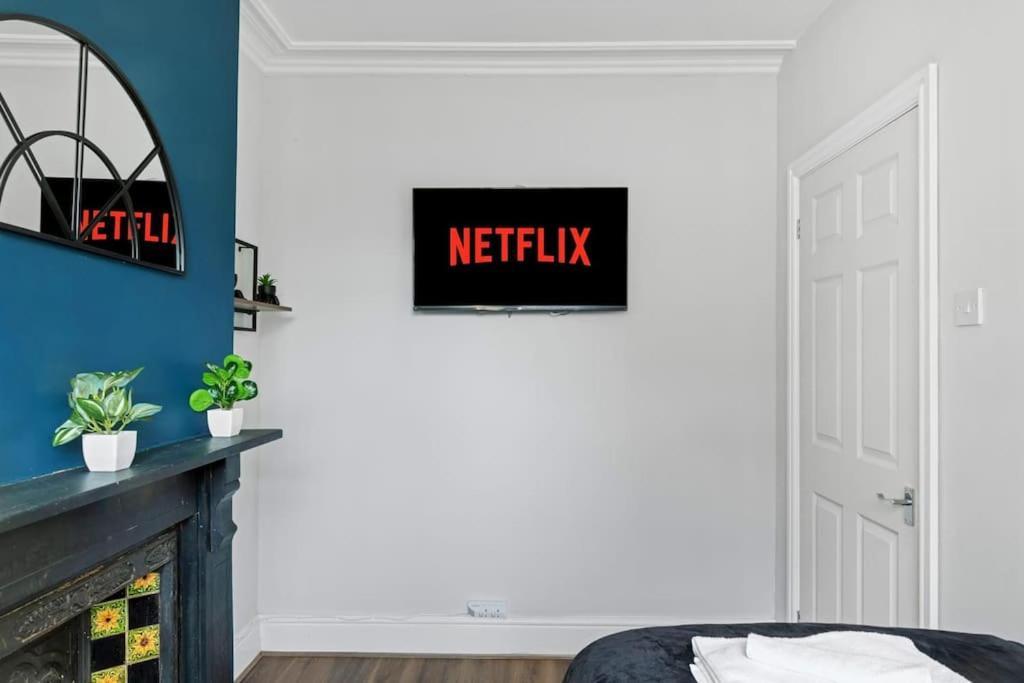 Work & Explore - 3br - Free Parking