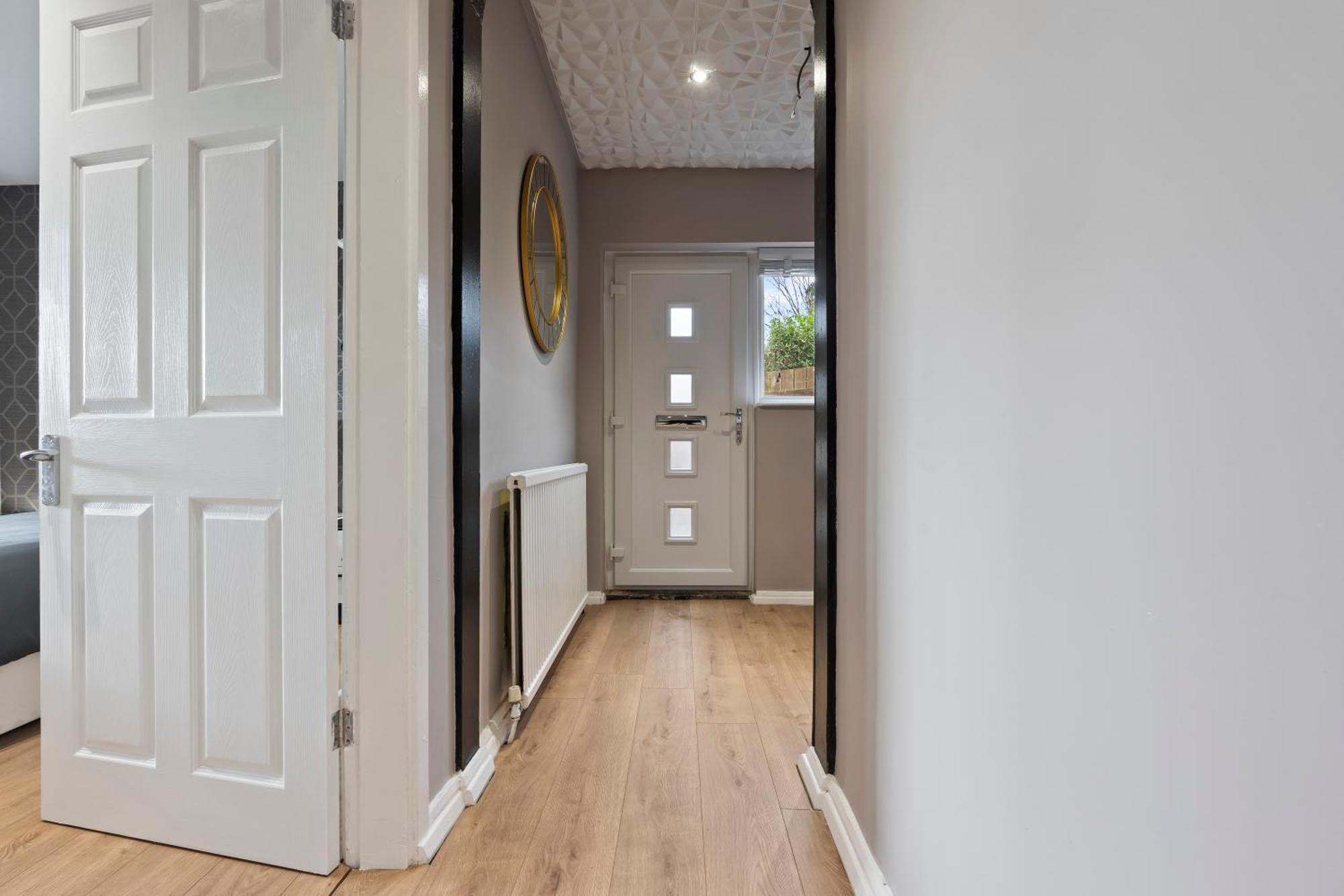 Rosie's House With Drive Parking * Nottingham