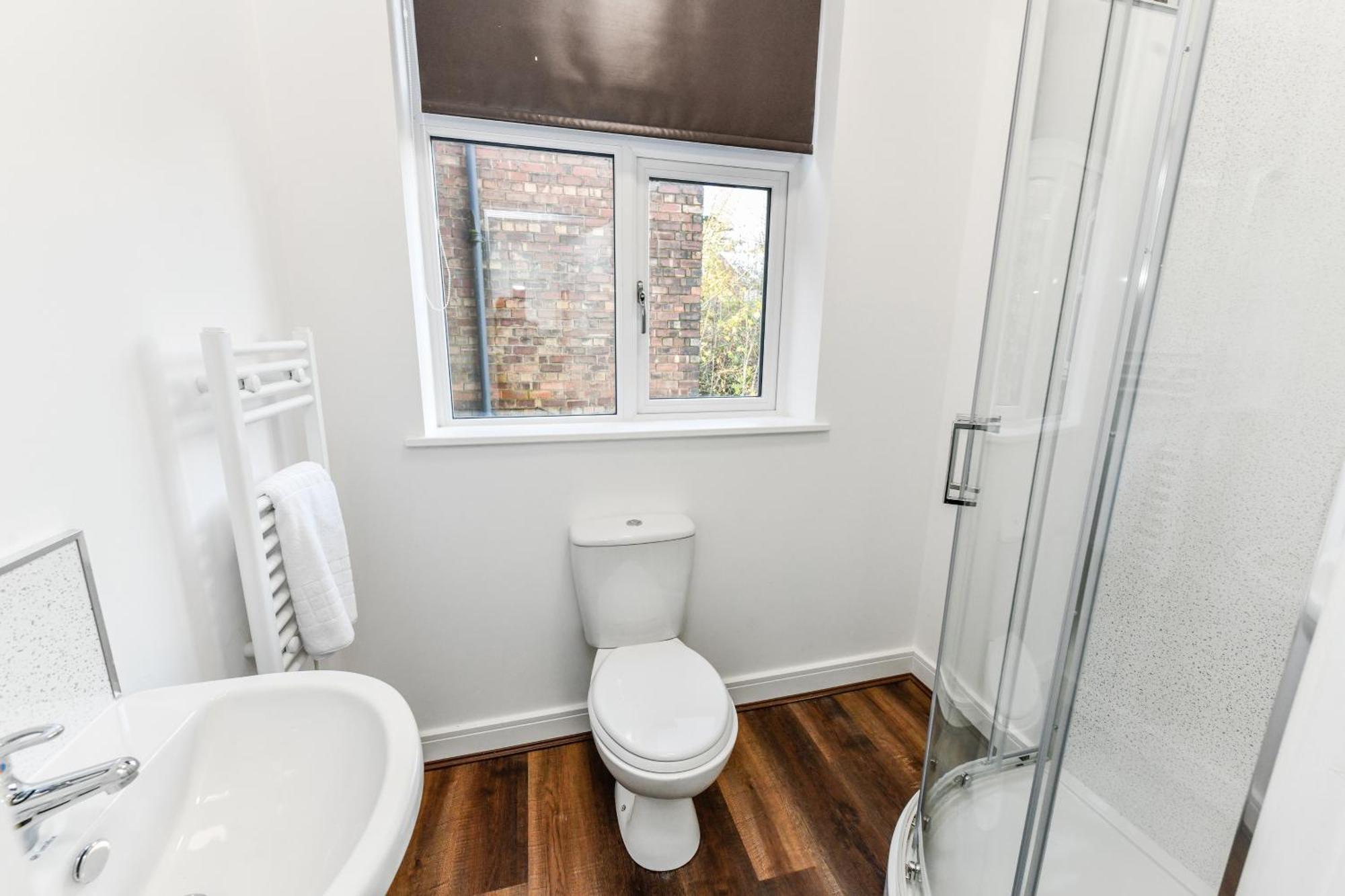 Church Street Flat 10 - Minimalist In Basford Apartment *