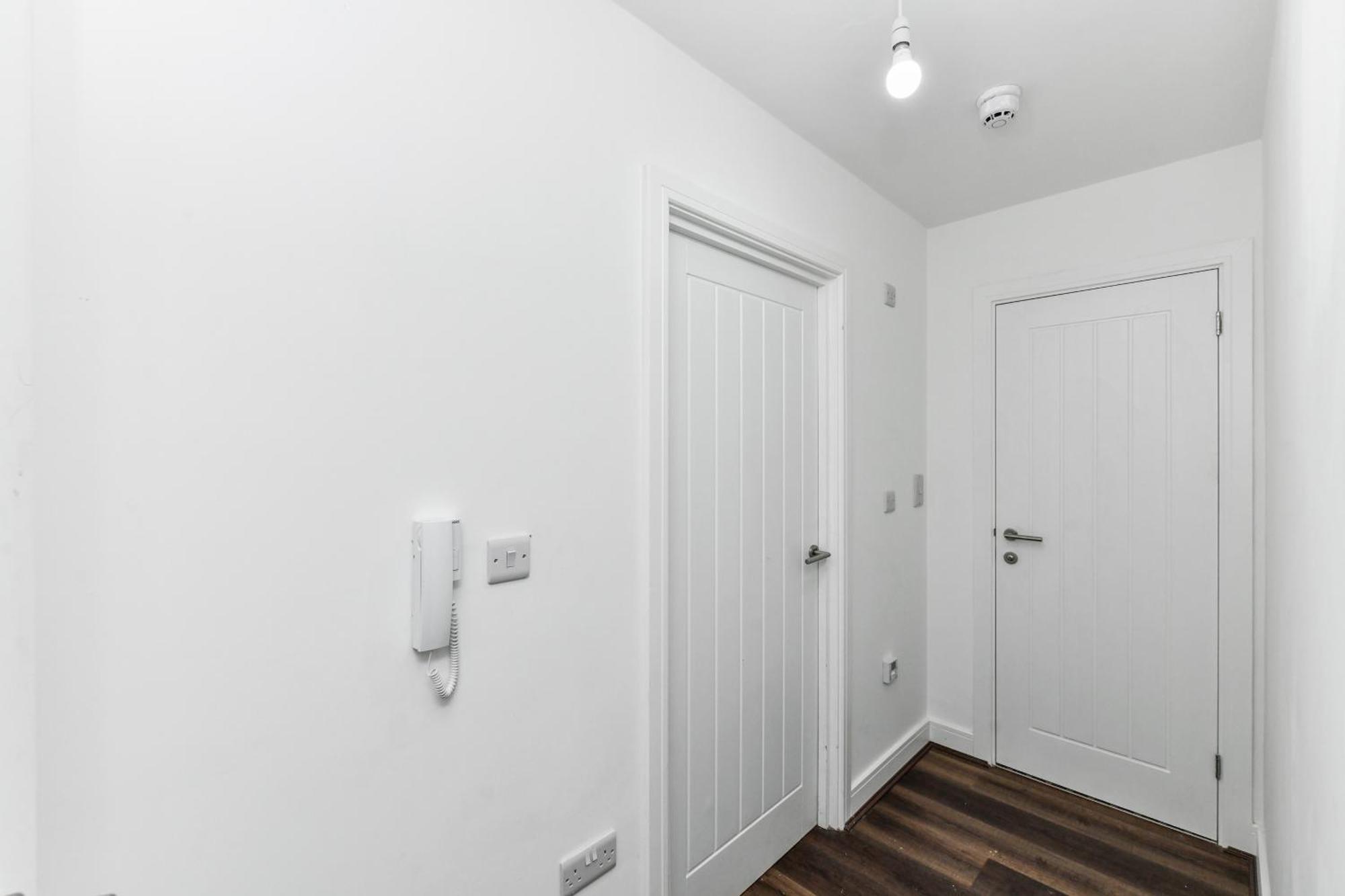 Church Street Flat 6 - Minimalist In Basford