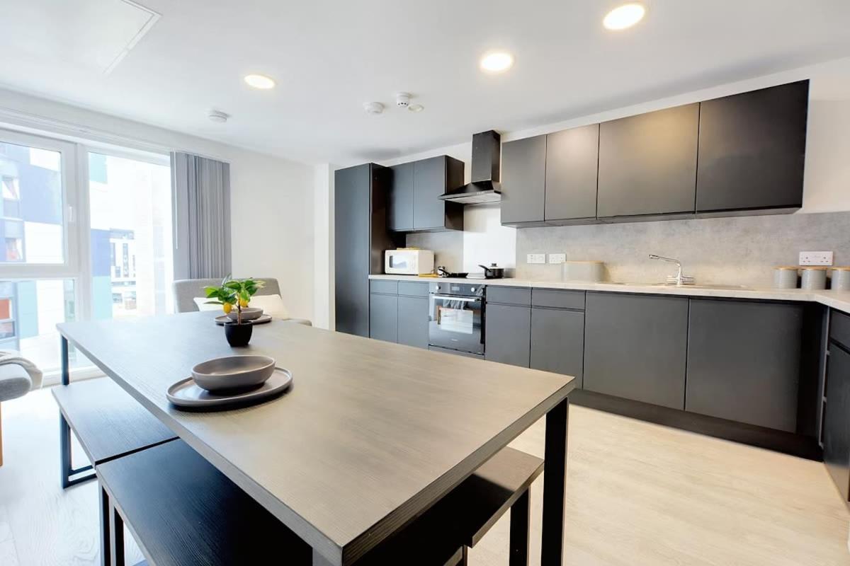 Student Accommodation At Nottingham Two For Students Only Apartment *