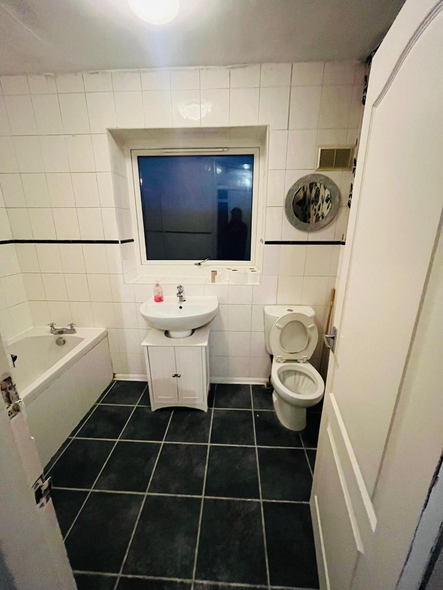 4 Bed House Near Ntu Clifton Campus
