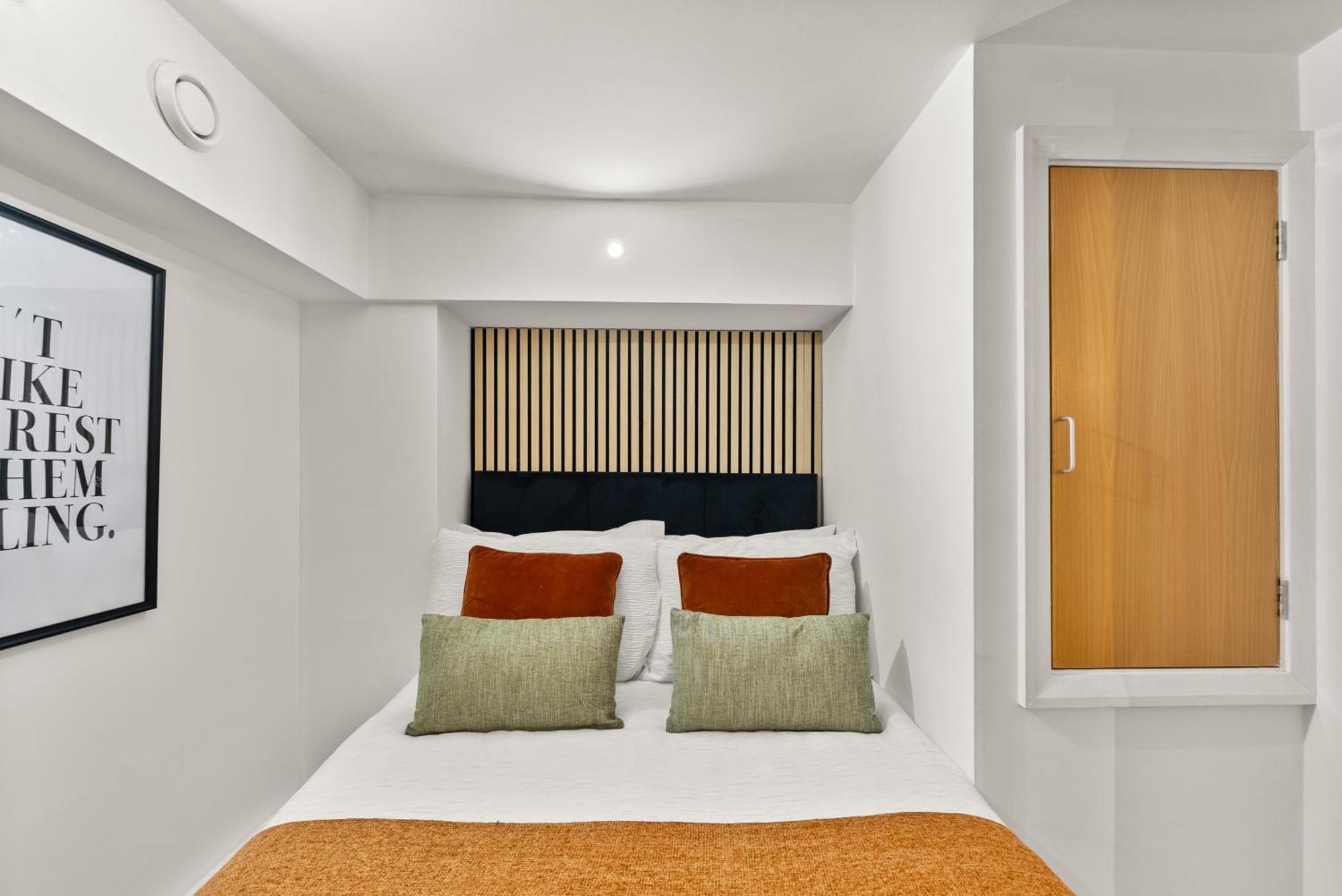 Artistique Duplex In Nottingham *