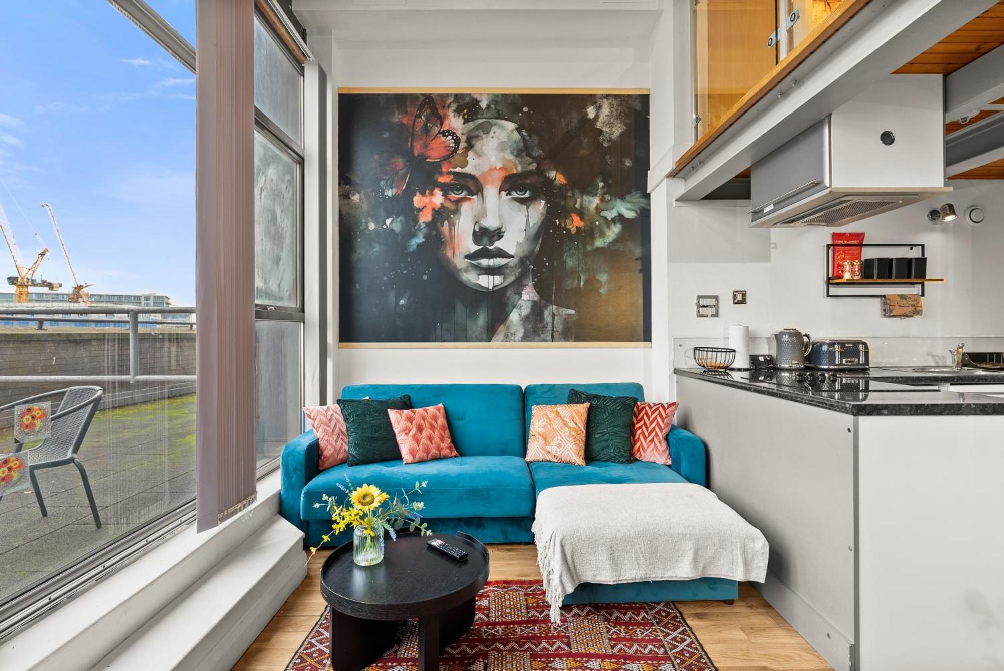 Artistique Duplex In Nottingham *
