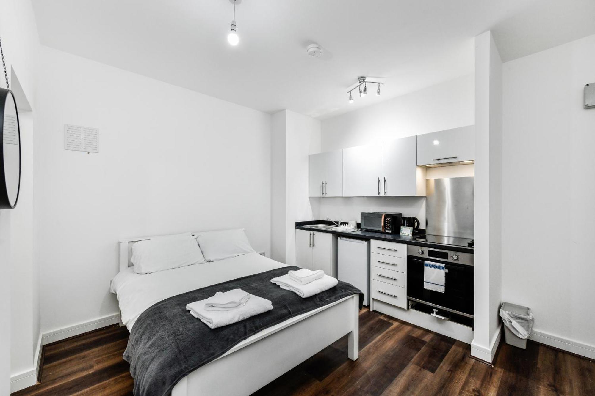 Church Street Flat 4 - Minimalist In Basford