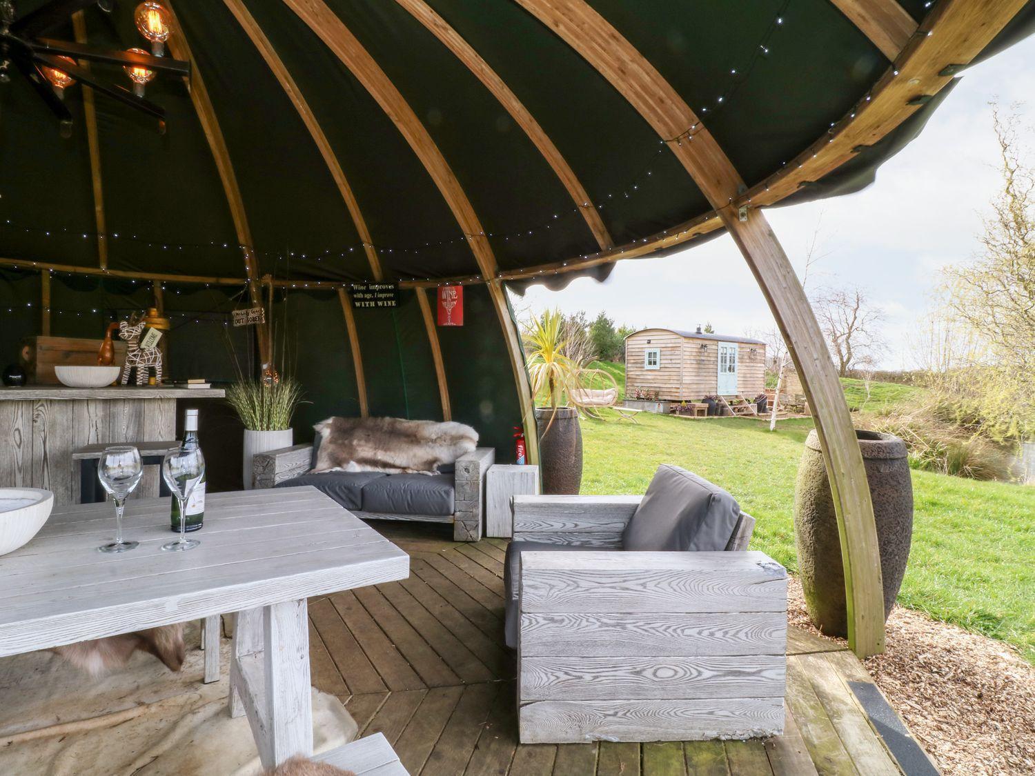 Holiday home Herbie's Shepherds Hut