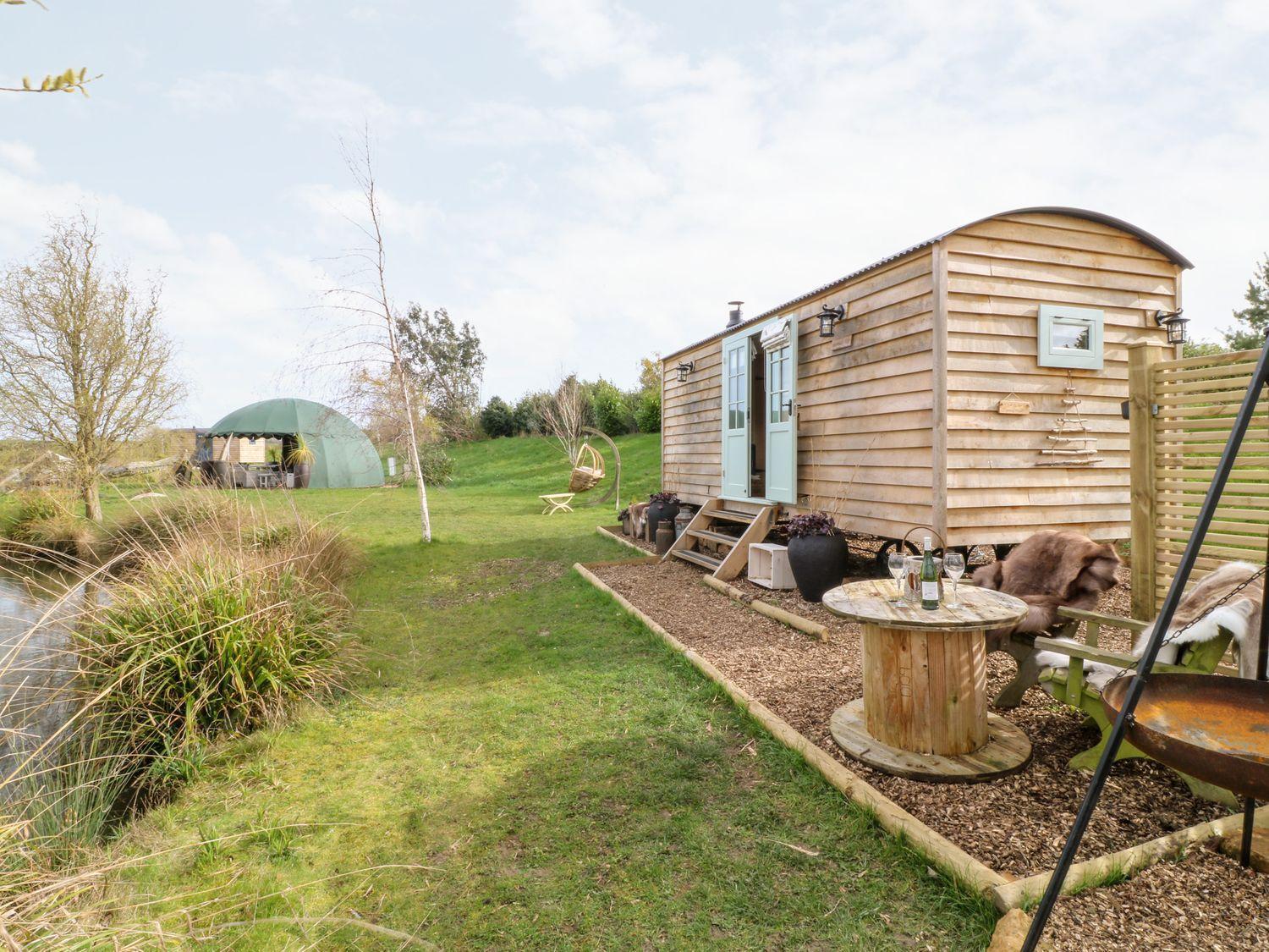 Holiday home Herbie's Shepherds Hut *