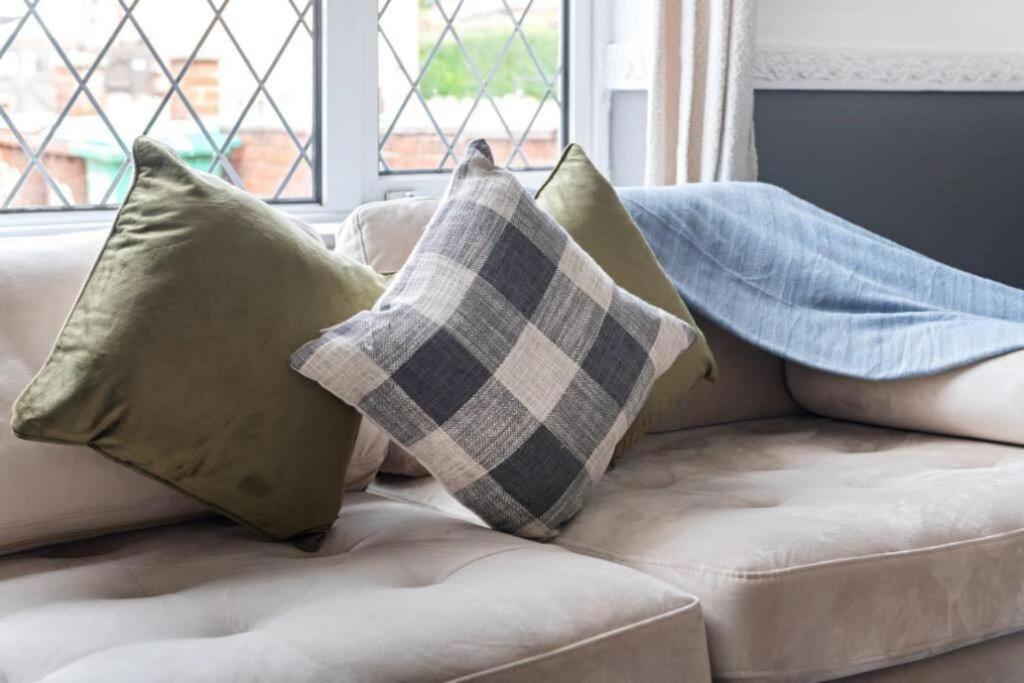 Bright And Cozy 3-br Perfect For Your Escape Holiday home *