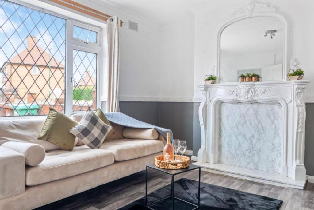 Bright And Cozy 3-br Perfect For Your Escape * Nottingham
