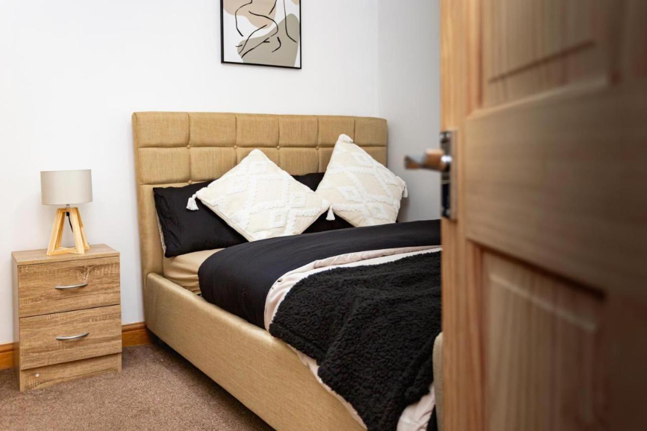 Holiday home Spacious 3-br Getaway Soak In The Private Hot Tub *