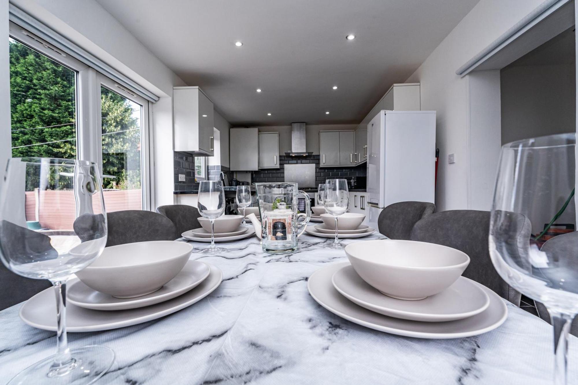 Cozy Spacious 5br Sleeps Of 9 Nottingham
