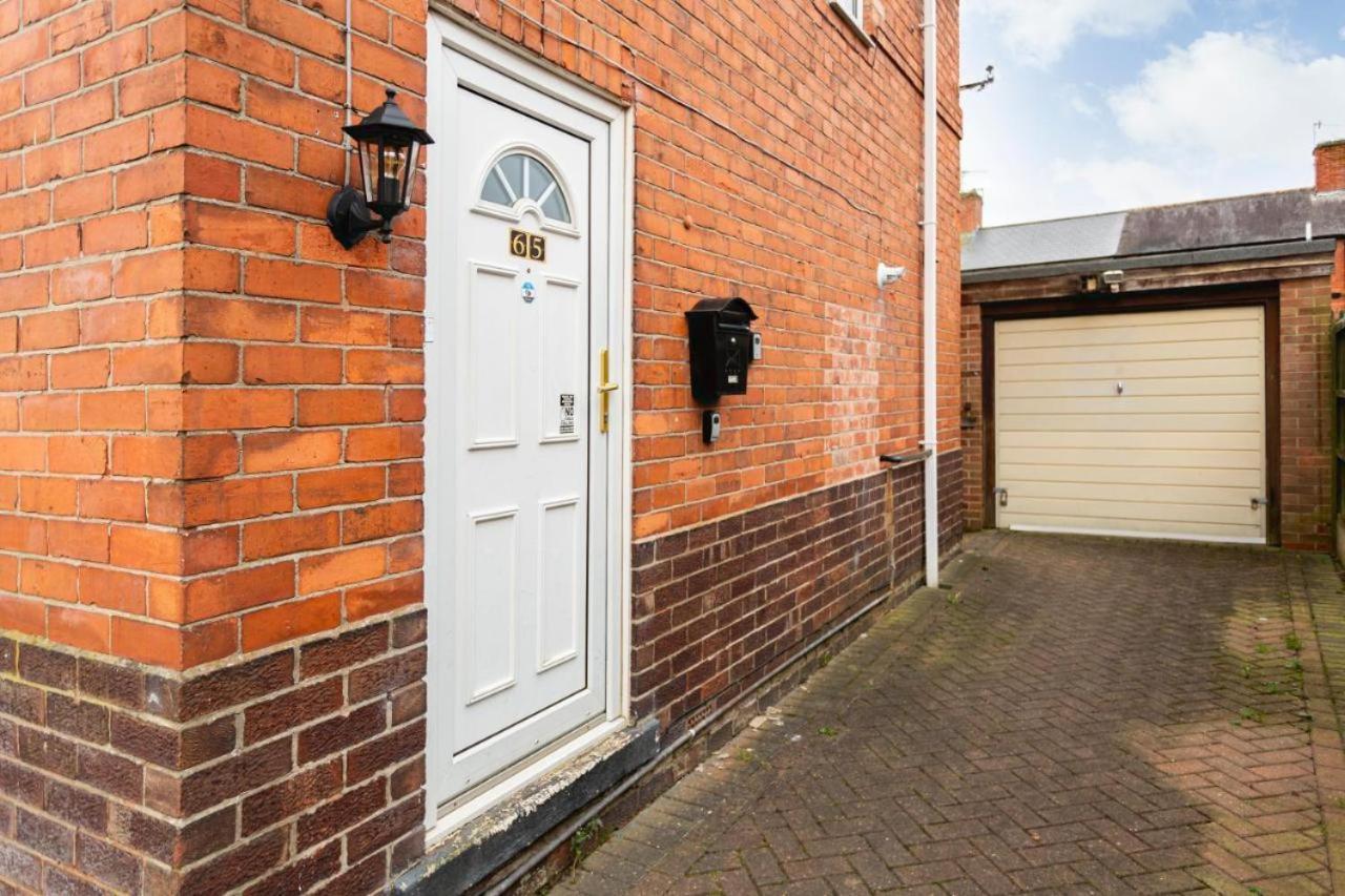 Holiday home Amesbury Modern Comforts A 3-bedroom Sanctuary