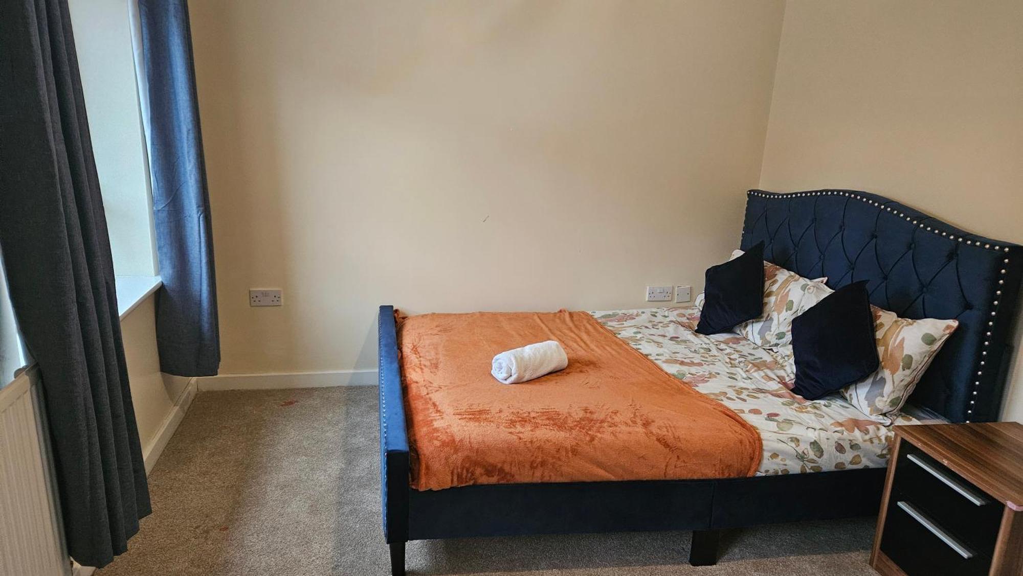 Casa de férias Immaculate 3 Bedroom Property. Nottingham