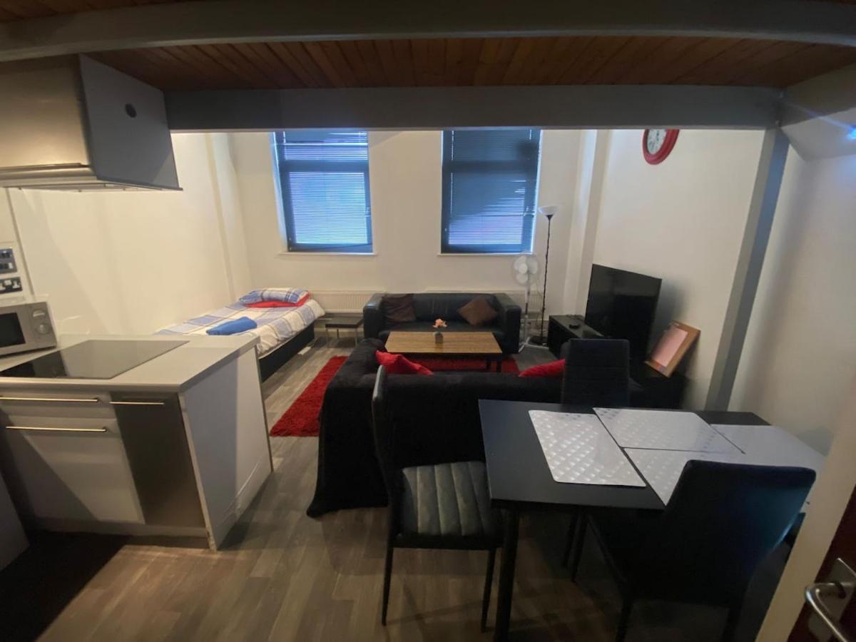 Apartment Centre