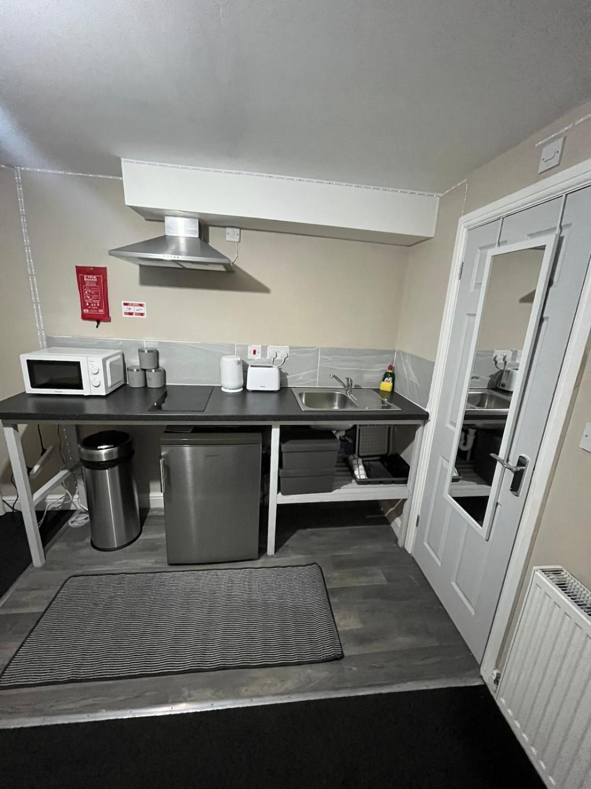Apartment Getaway 1 *