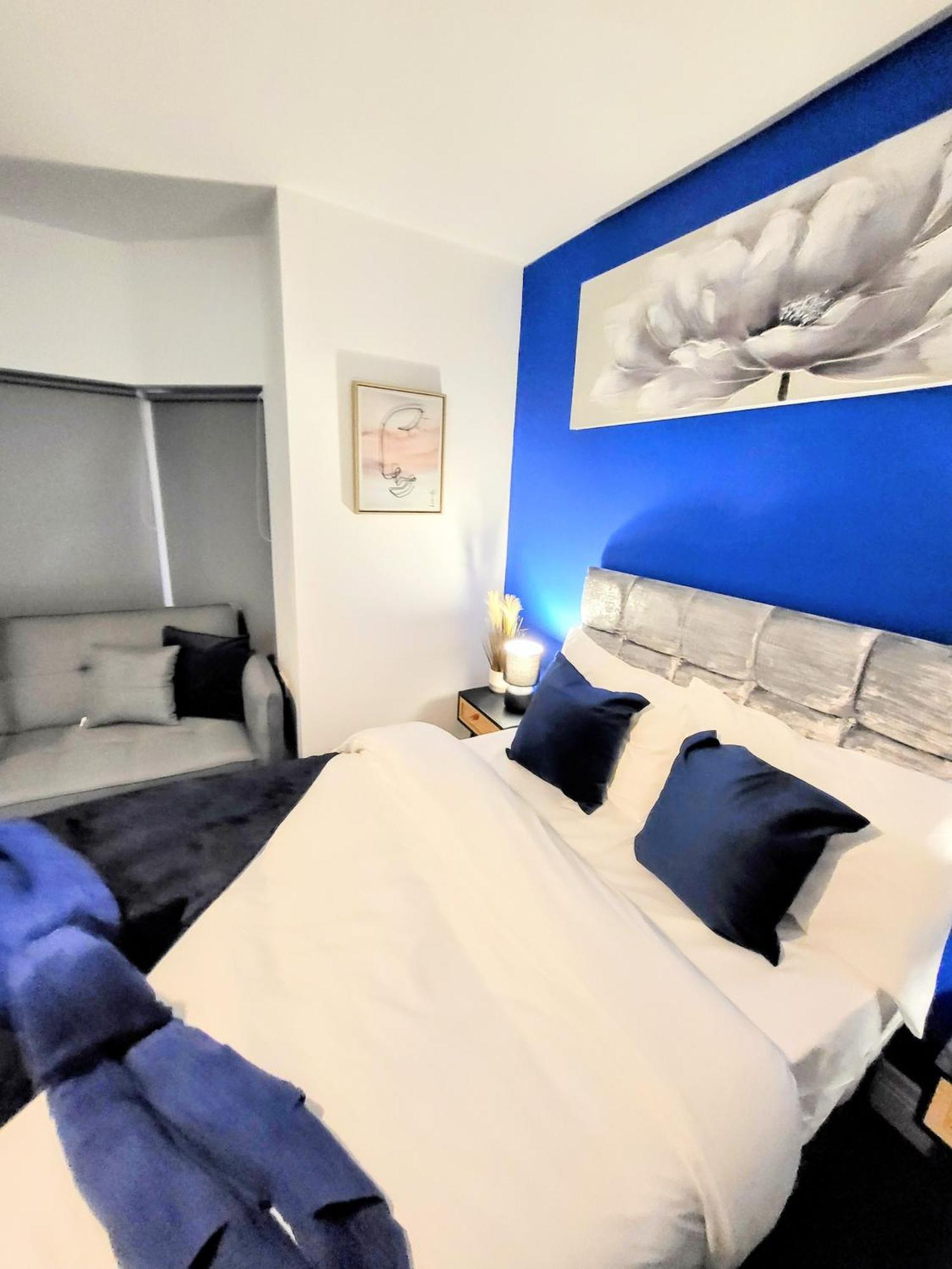 Premier - Burford Road * Nottingham