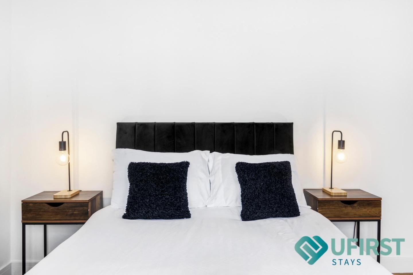 Retreat In Comfort 4-Bed Home In Nottingham - Near City Hospital, Sherwood, Qmc & Easy Access To City Centre Apartment