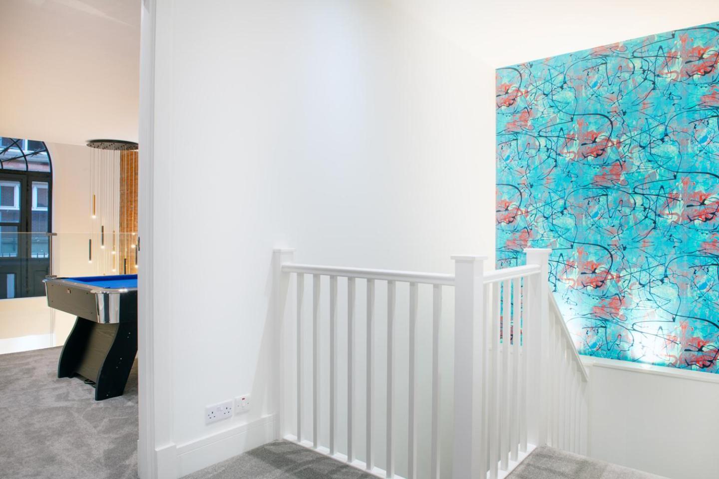 Luxury 2-bed With Parking & Terrace * Nottingham