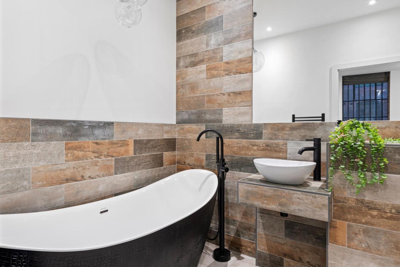 Luxury 2-bed With Parking & Terrace Apartamento