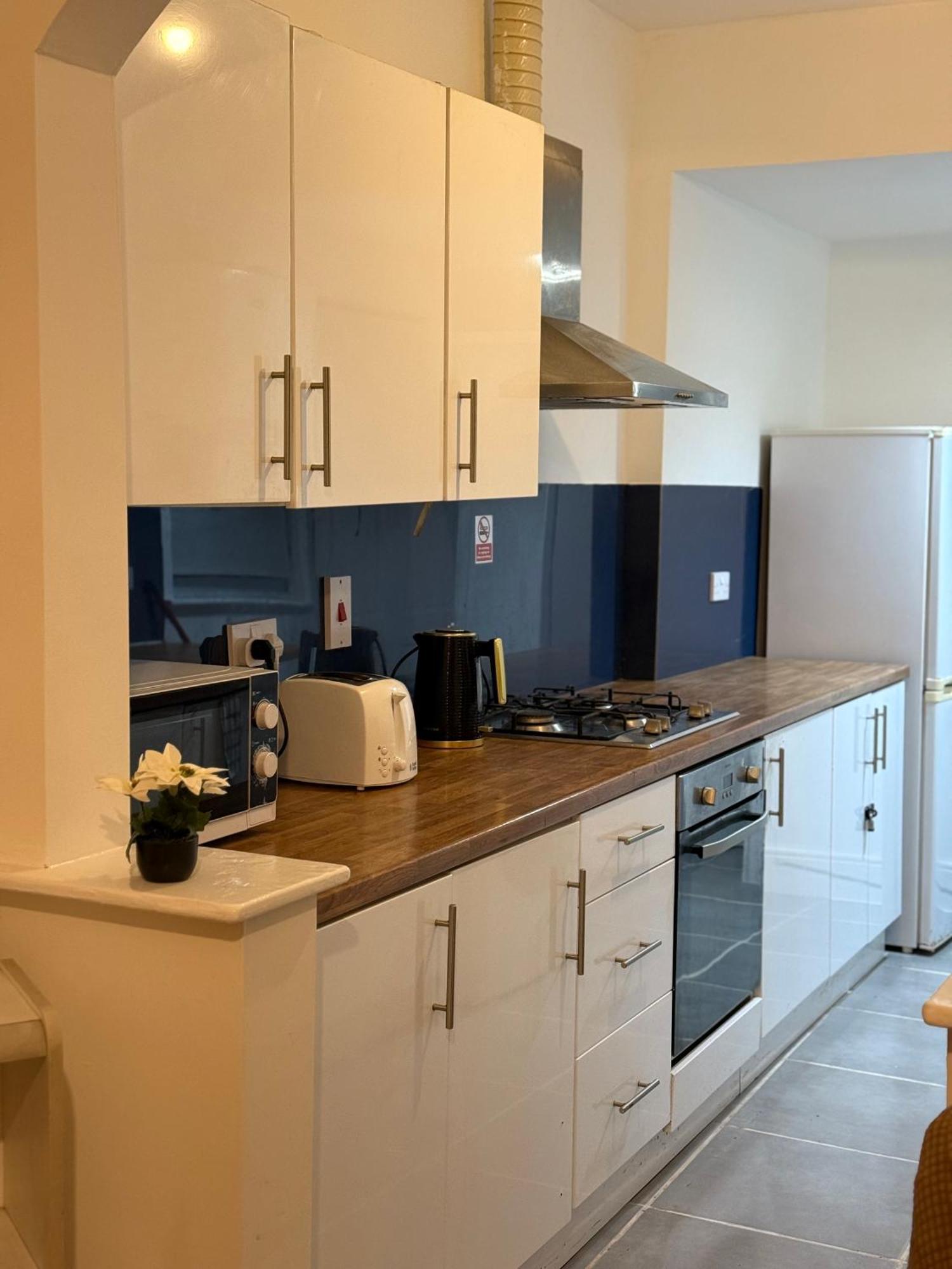 2 Bedroom House