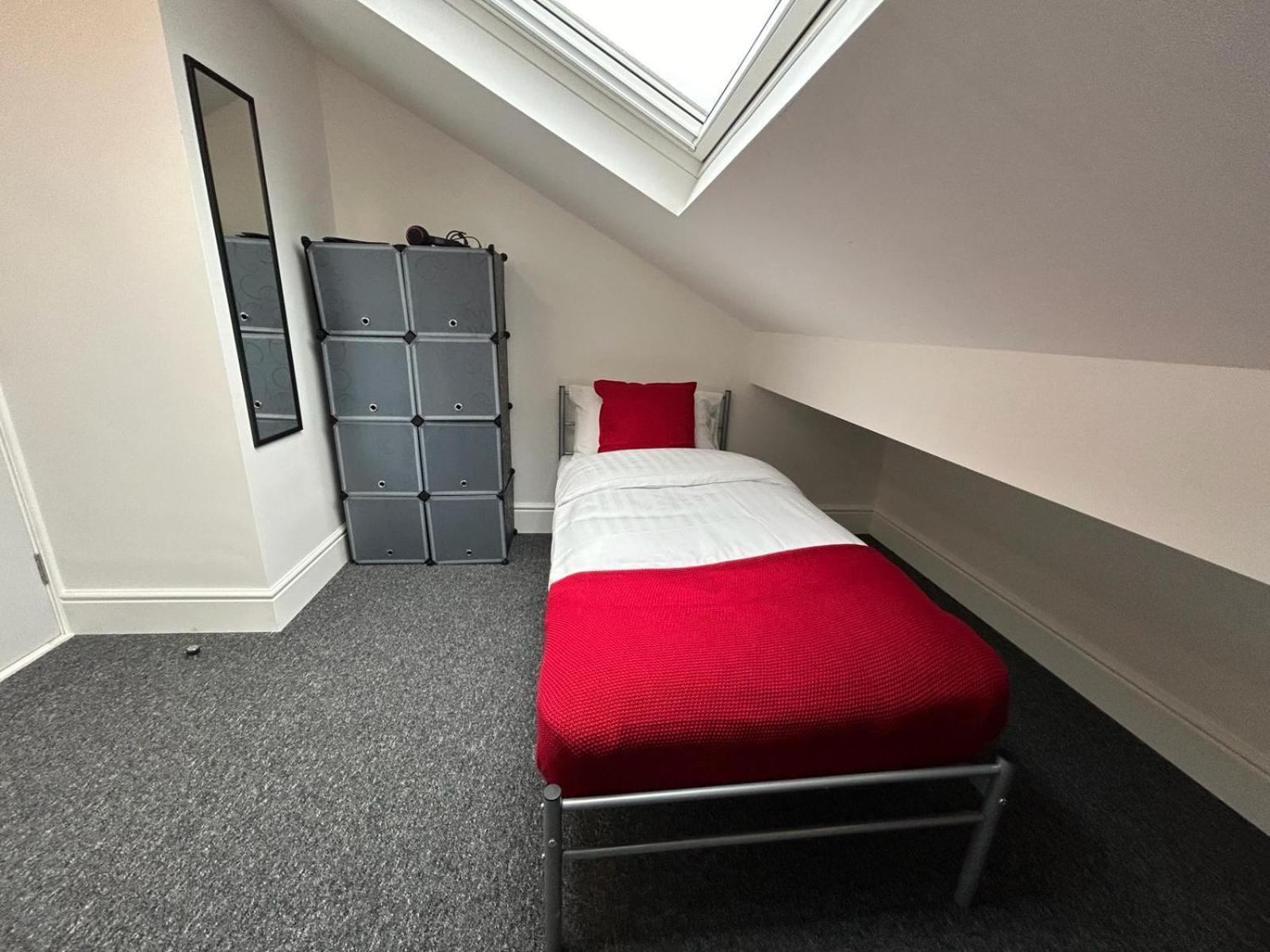 Premier - Gawthorne Nottingham