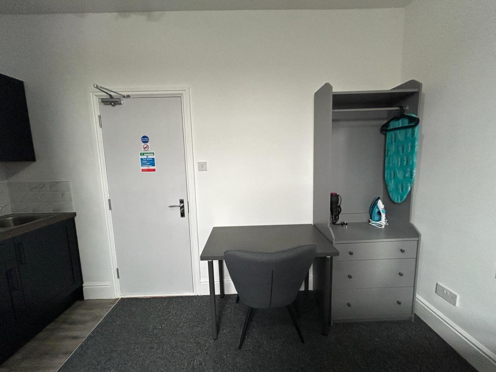 Sleep Rest - Gawthorne Nottingham
