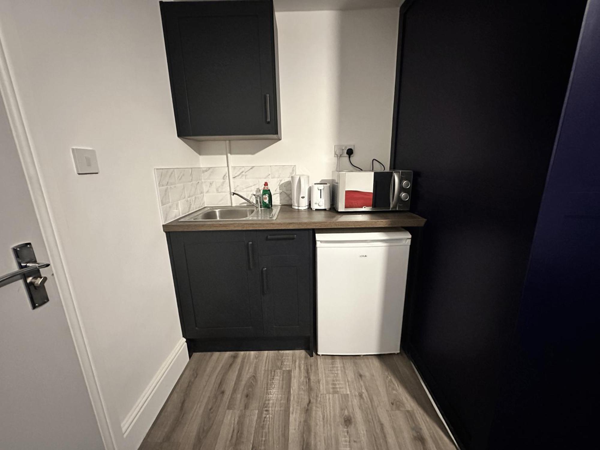 Sleep Rest - Gawthorne * Nottingham
