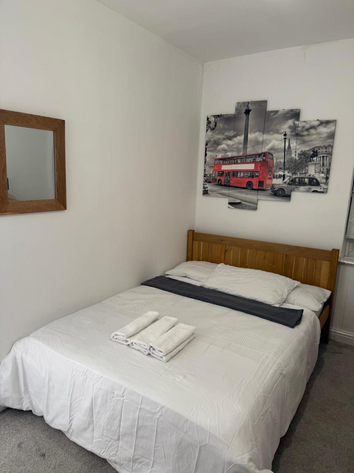Apartment 3 Bedroom Terraced Nottingham