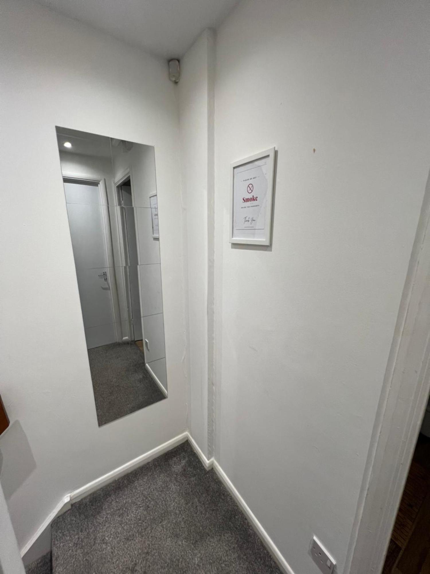 Comfortable 2 Bedroom House Perfect For Business And Leisure Free Wifi Free Parking Spot *