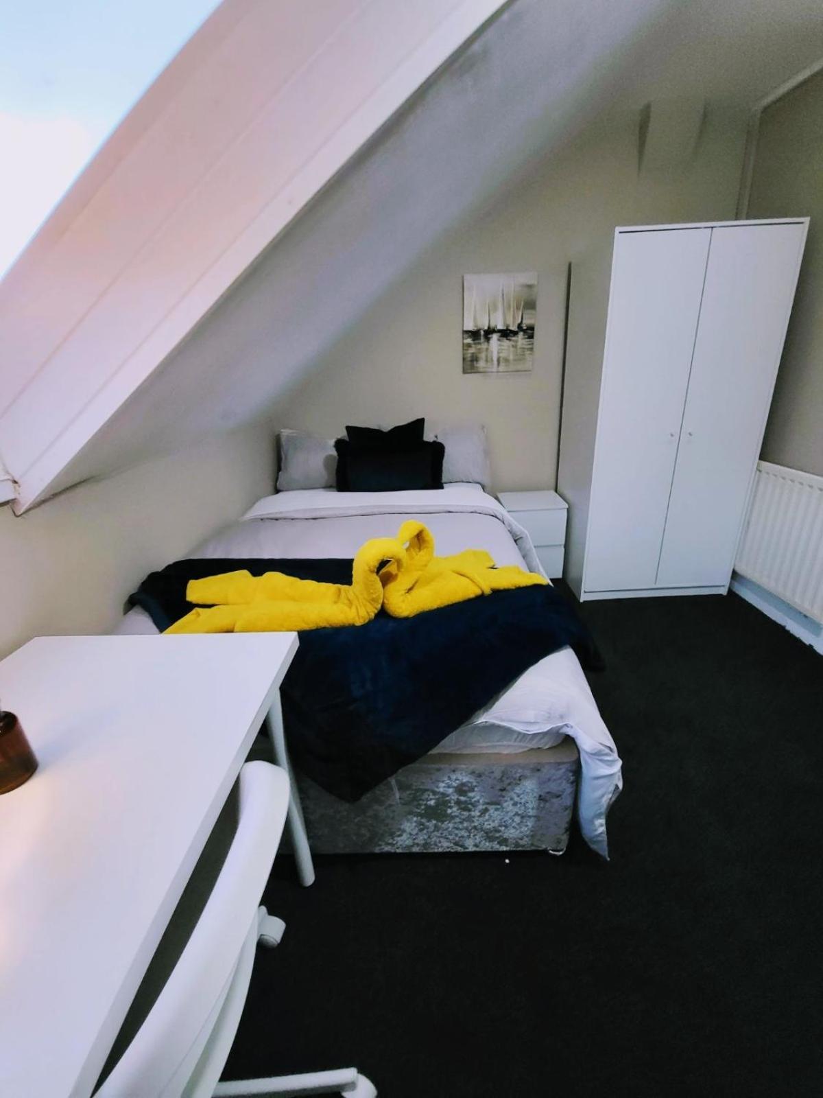 Burns Street - Sleep Rest