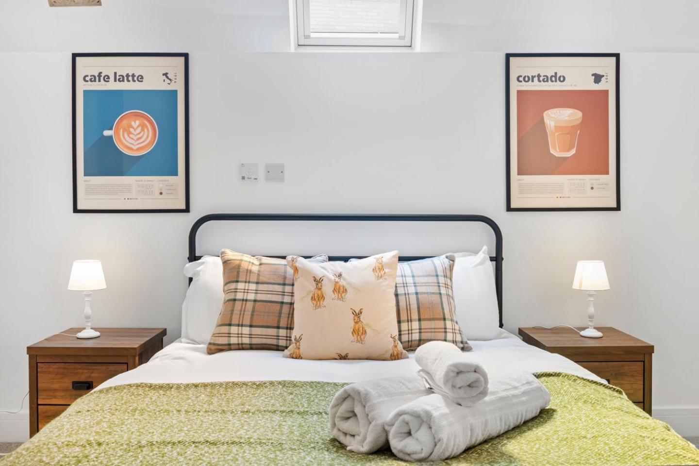 Brand New Luxury 2 Bedroom In The Market Square * Nottingham
