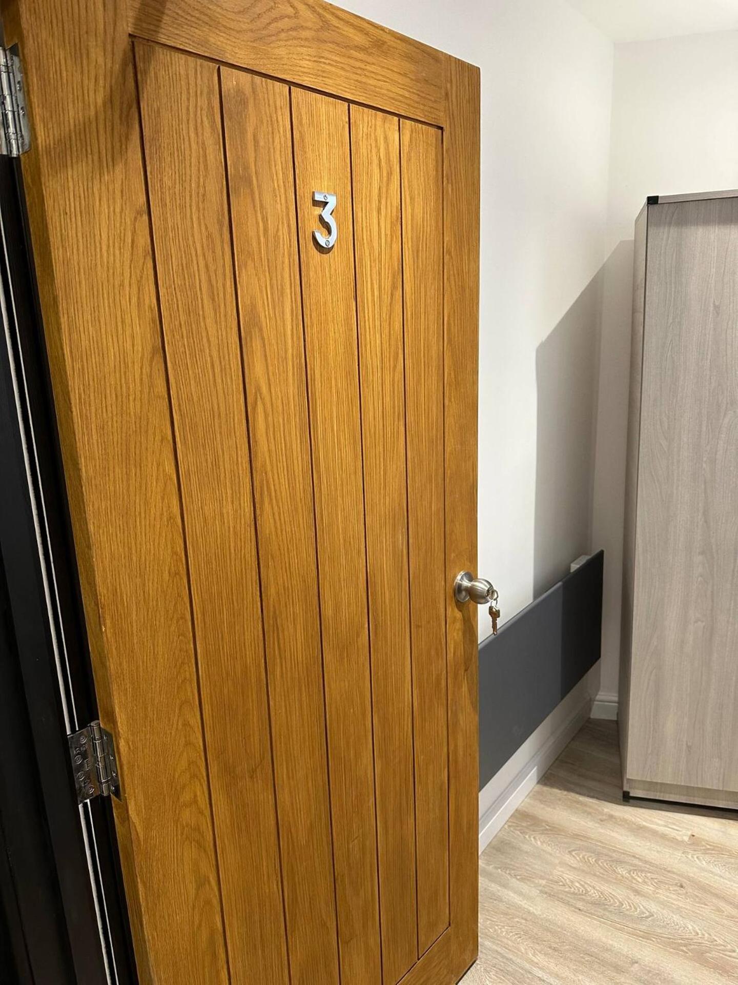 West Bridgford Private En-suite - #3 Holiday home