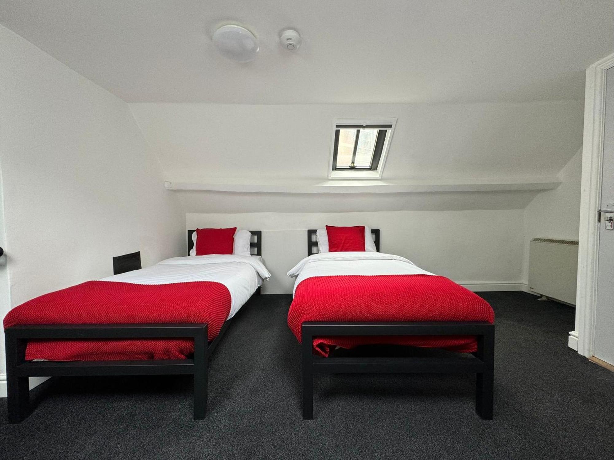 Guest house Comfortable - St James's Terrace *