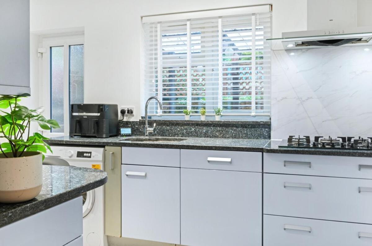 Holiday home Spacious 3br Hospital With Ps4